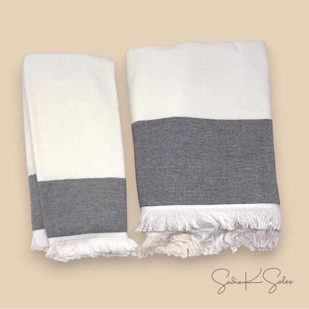 Colorblock Hand Towel - Hearth & Hand Magnolia - Sour Cream,‎ Gray Stripe 2020 - Picture 5 of 5